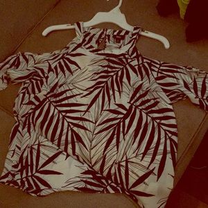 Cold shoulder top